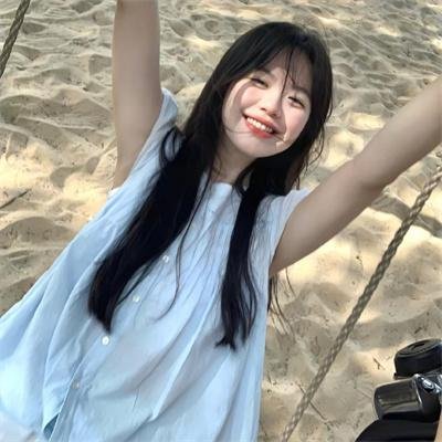 清潭回声 海报