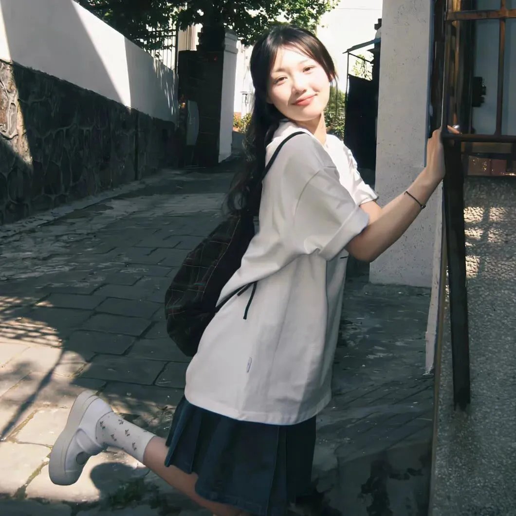 半岛盛夏 海报
